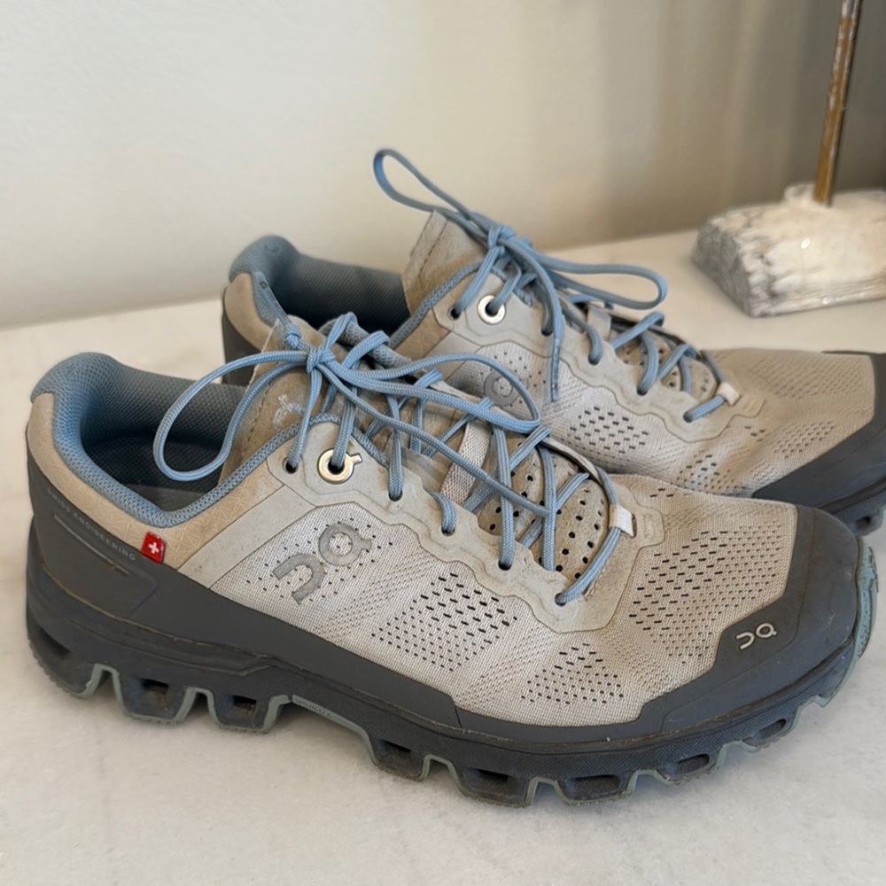 ON Running Gray Sneakers